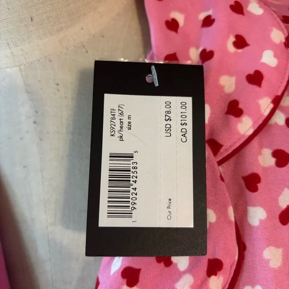 Kate Spade Valentines Day pajamas. New. Medium - Picture 3 of 6